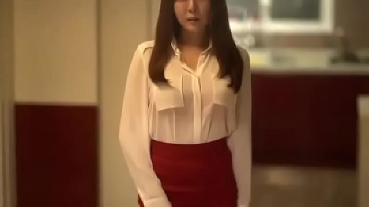 Đụ em nhân viên văn phòng vú đẹp nứng dâm vô cùng